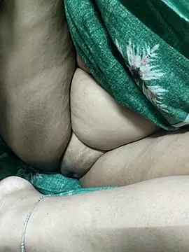 desi_boudi87 webcam