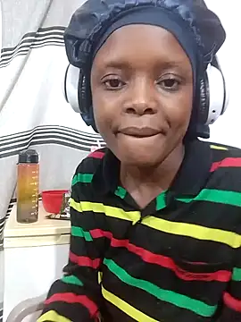 DarkPearl_20 webcam