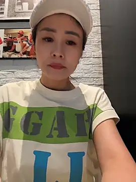 okgirl_23 webcam
