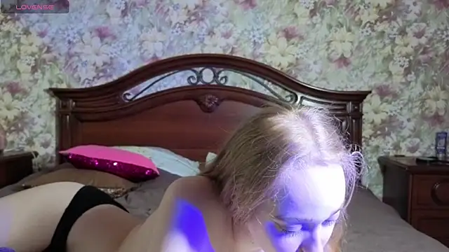 miasweetbby webcam