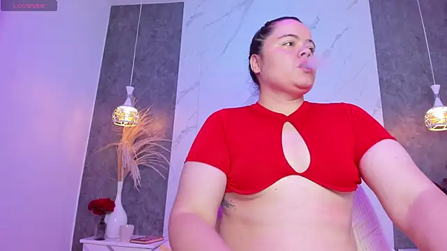 Vicky-Mooree webcam