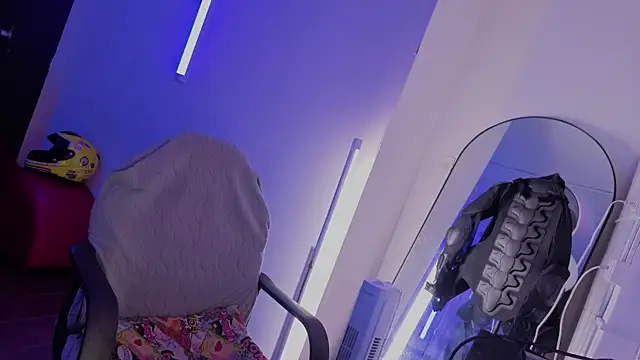 angel_still_ webcam