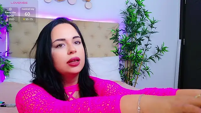 TemptingLuna_ webcam