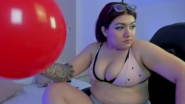 julieta_wildblood webcam