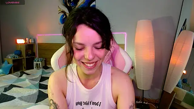 Maya_Campbell – live chatrum