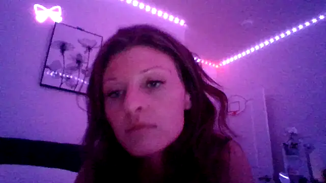 LuciousItaliaaa webcam