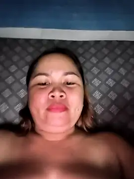 Sweetlorie_83 webcam