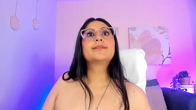 Amber_gold_ webcam