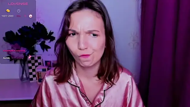 KindHazelHere_ webcam