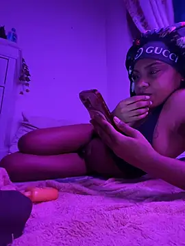 TheRealOshunQueen