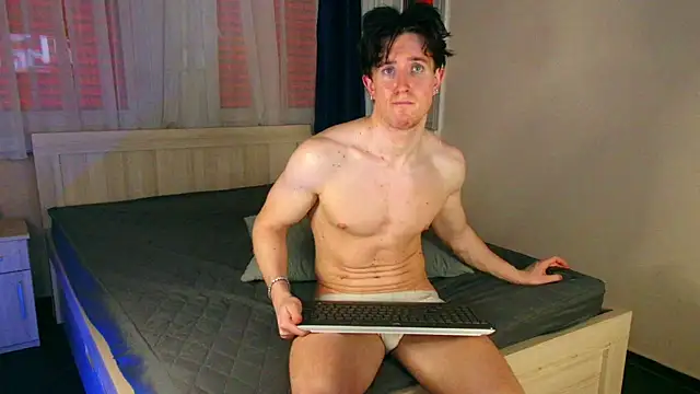 ChristianLevine_ webcam