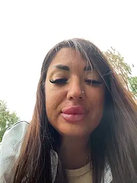 RuslanaXX webcam