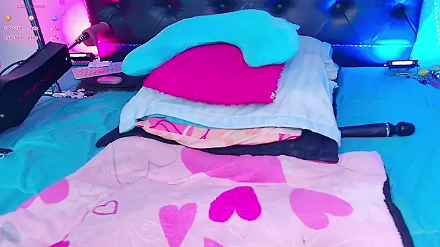 Adriana-55 webcam