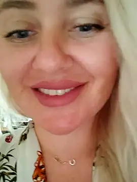 LadyLolyPop_ webcam