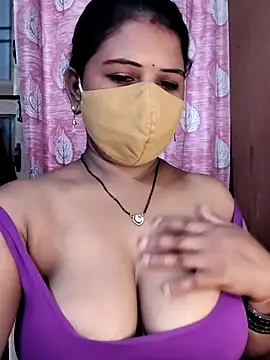 Trisha_Chhaya webcam