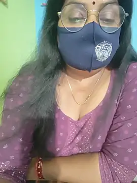 sexxyrenukaa webcam