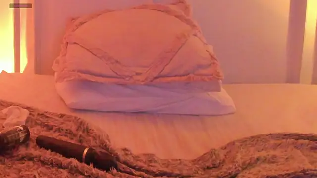 CharlotteBrownn_ webcam