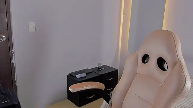 eros_becker webcam
