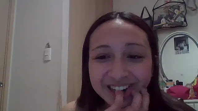 010874 webcam