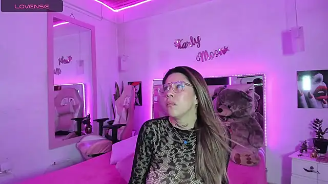 Karly_moon webcam