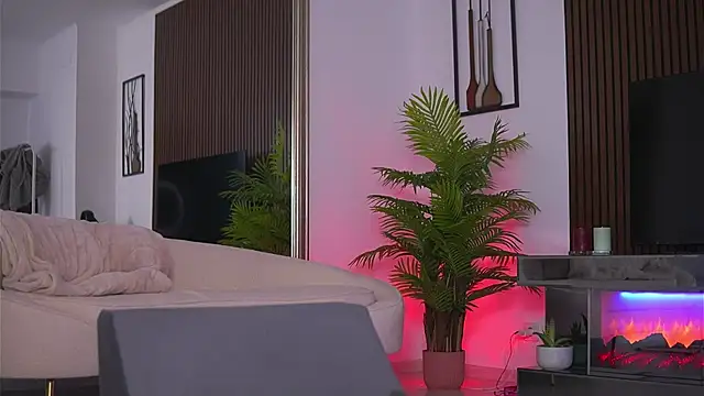 Abbela_White webcam