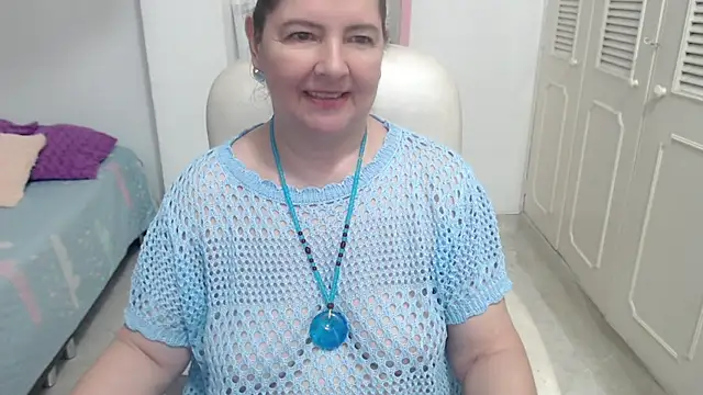 leonela_69 webcam