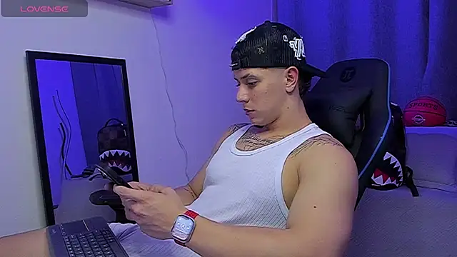 ASHTON_HILS webcam