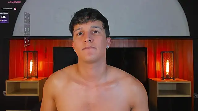 Leo_Savage_ webcam