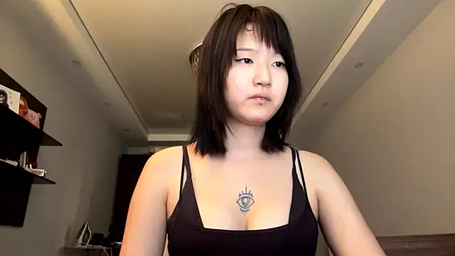 neonami webcam