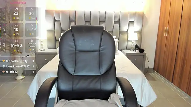 Natasha_Kiim_ webcam