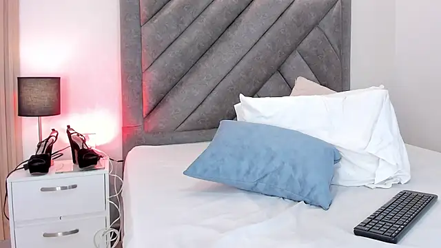 ViolettaRousee_ webcam
