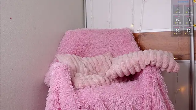 CherlyGuss webcam