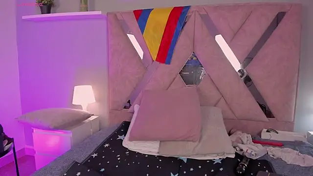 Eva-Millss webcam