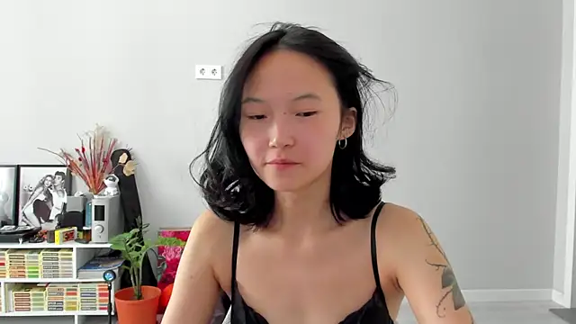 ailey_chao webcam