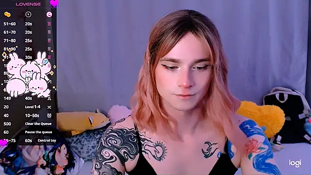 Alice_Hells live cam on StripChat