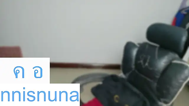 nunanunanuna webcam