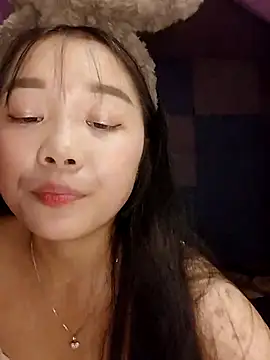 Baa-bee22 webcam