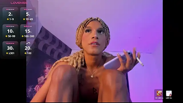 Ciara_HotTs webcam