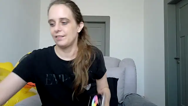 Chantalee webcam