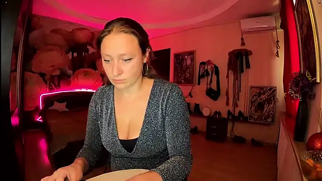 MadDuo live cam on StripChat