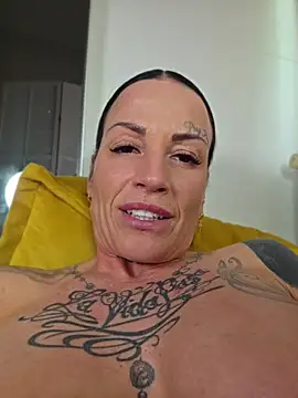 EmilyDiazofficial webcam