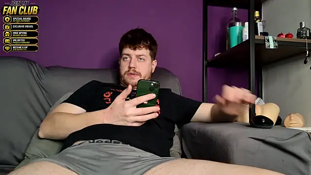 aaronlegend_ - Aaronlegend_'s free webcam - UK Sex Cams