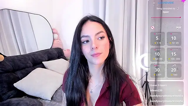 sarah_saenz_ webcam