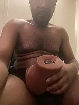 MrUnintentional webcam