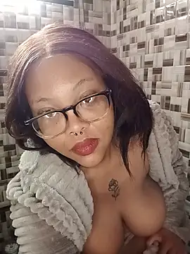 ShantelBootyBoobs webcam