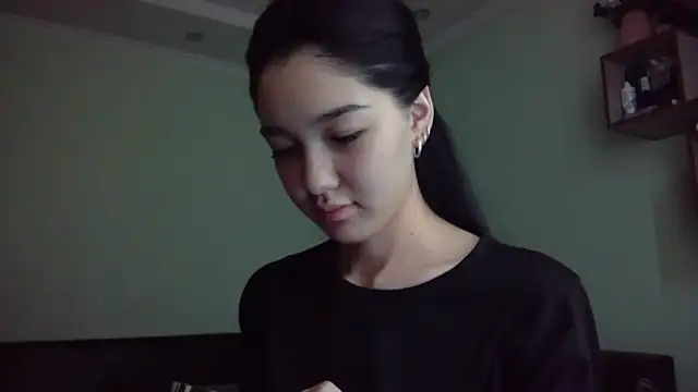 MintyMuse webcam