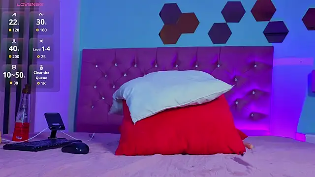 bella_bellrose webcam