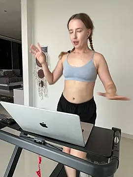 Nura_n_Sarah webcam
