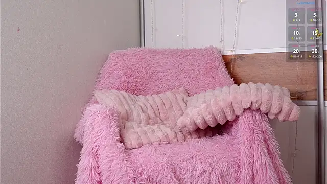 CherlyGuss webcam