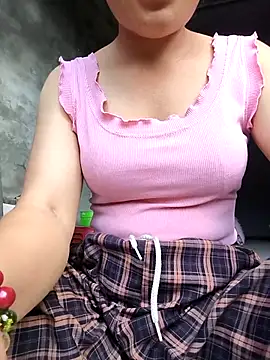 Emma-sin live cam on StripChat